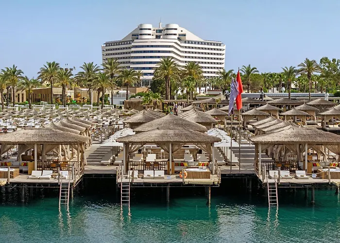Titanic Deluxe Lara Otel Antalya